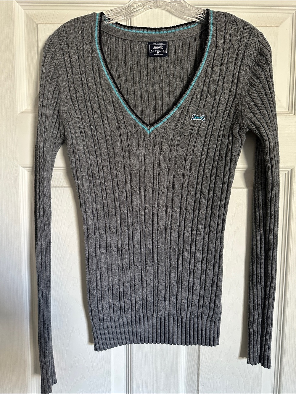 Le Tigre Gray Cable V‑Neck Sweater with Teal Trim